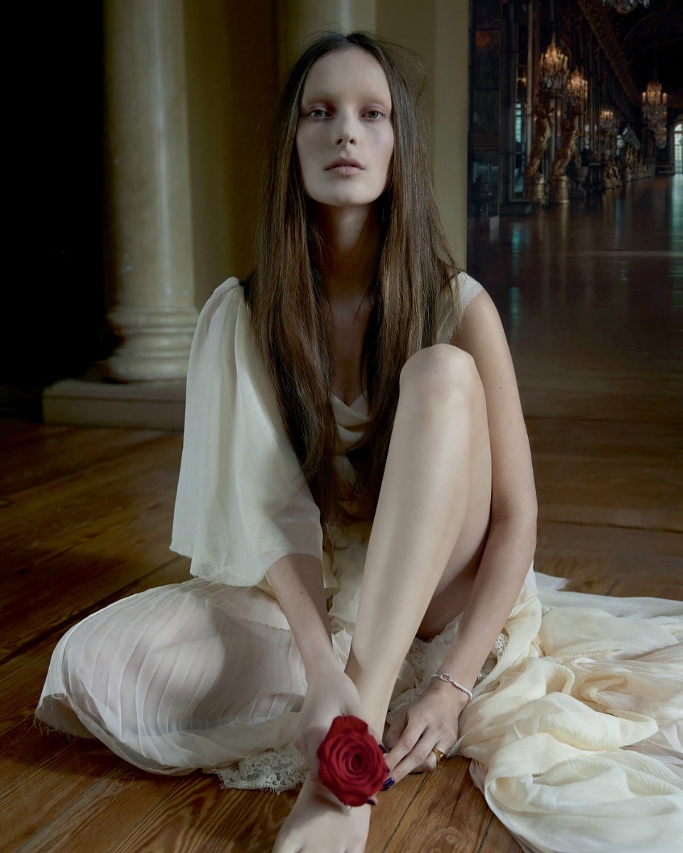 JULIA BERGSHOEFF photo