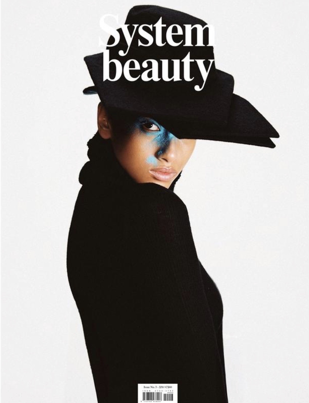 IMAAN HAMMAM photo