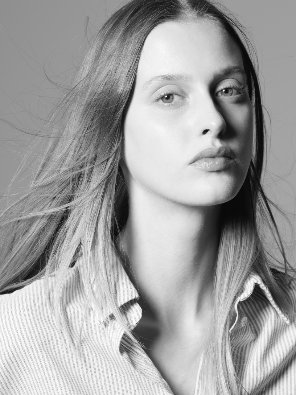 JULIA BREGALDA photo