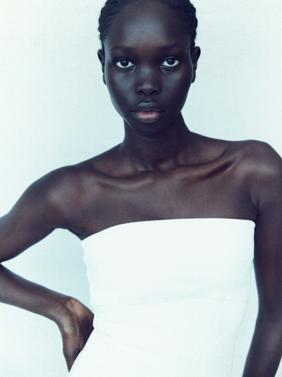 ALITH BOL photo