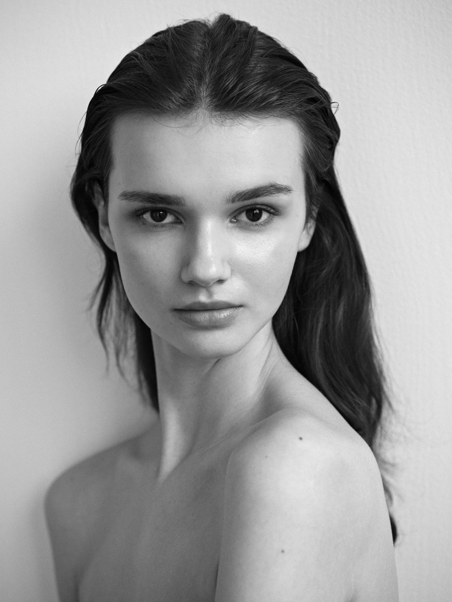KAMILA SERKUCZEWSKA photo