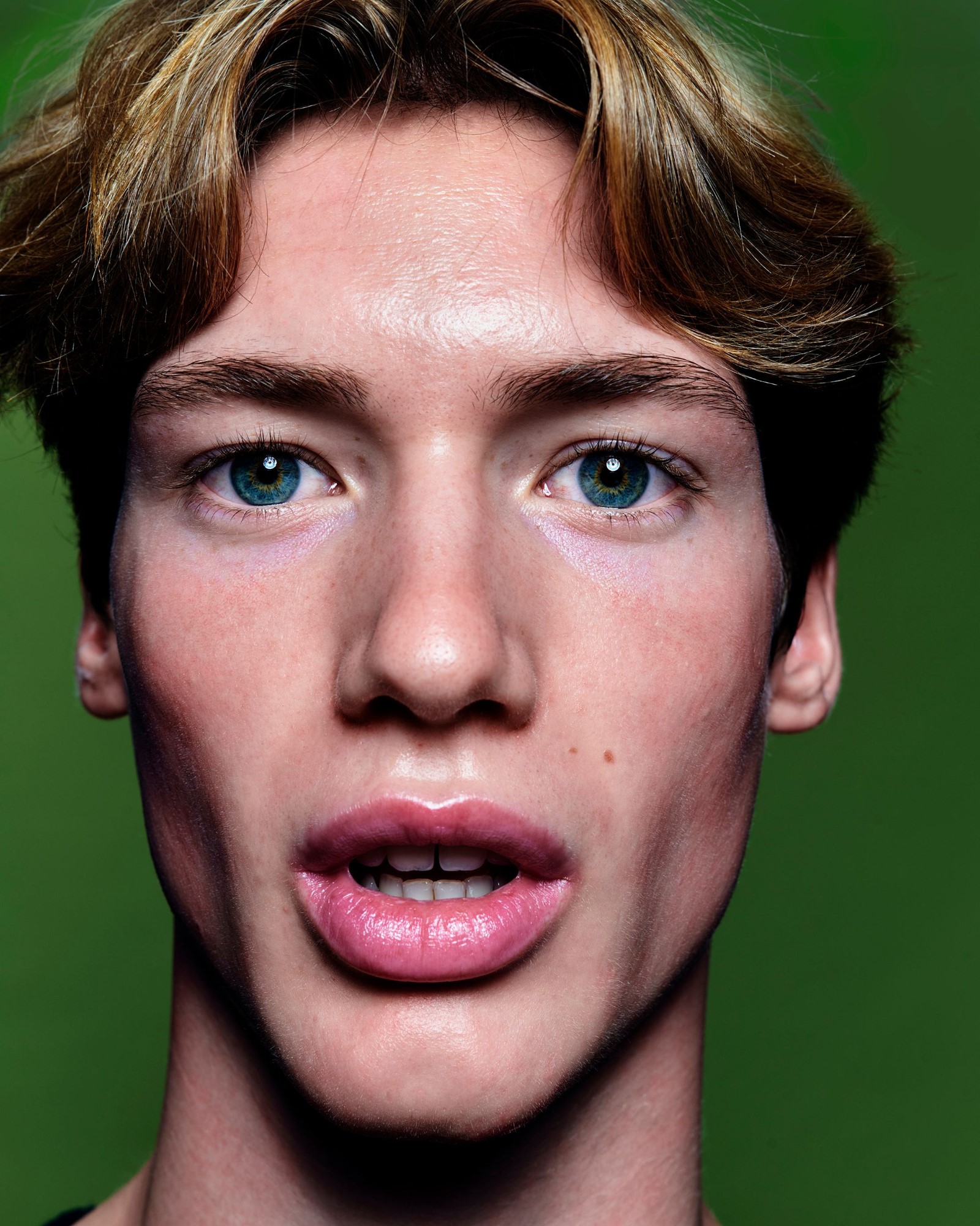 MACIEJ POPLONYK photo