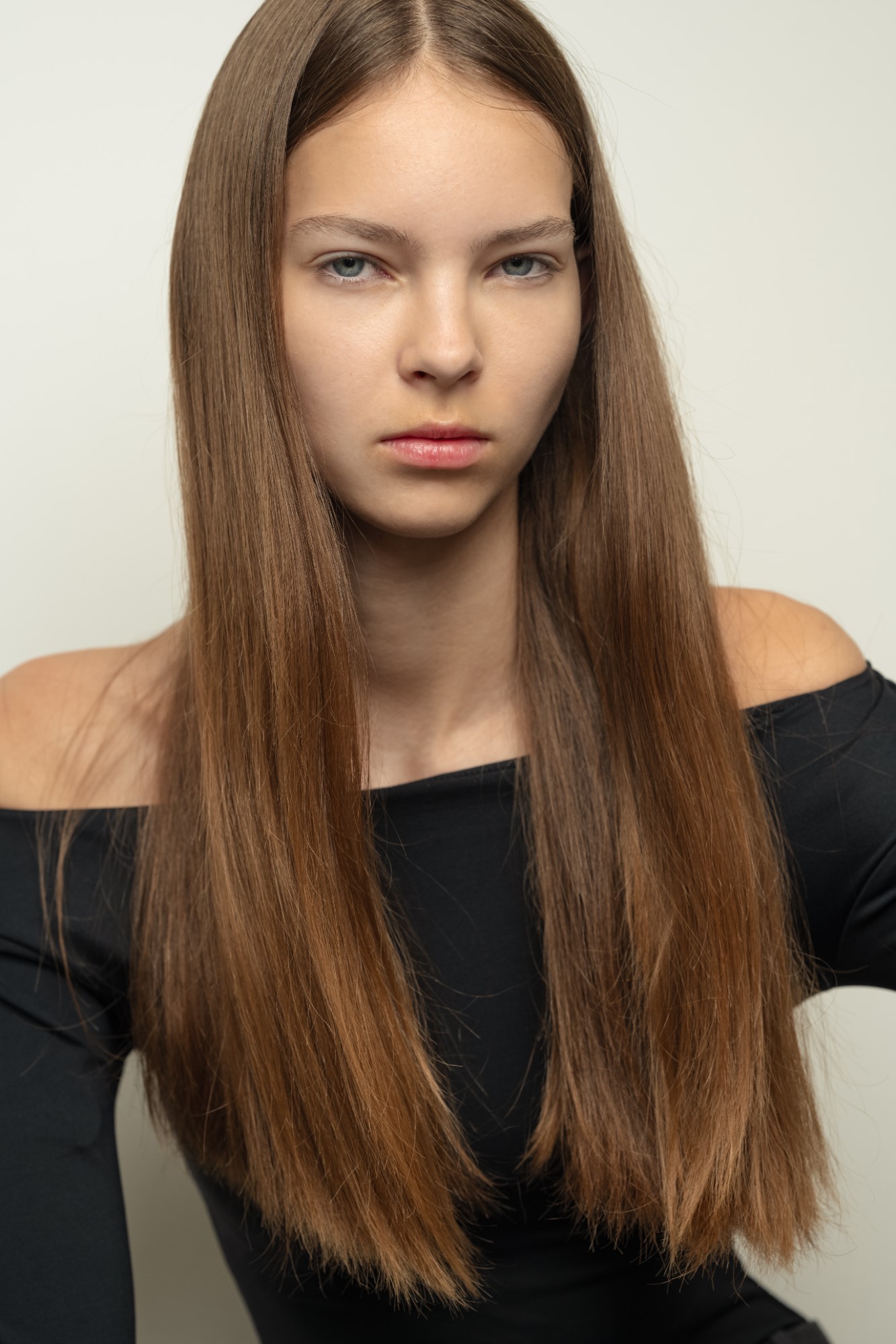 NORA OTSLA photo