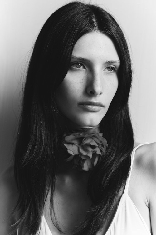 ALINA CASAS photo