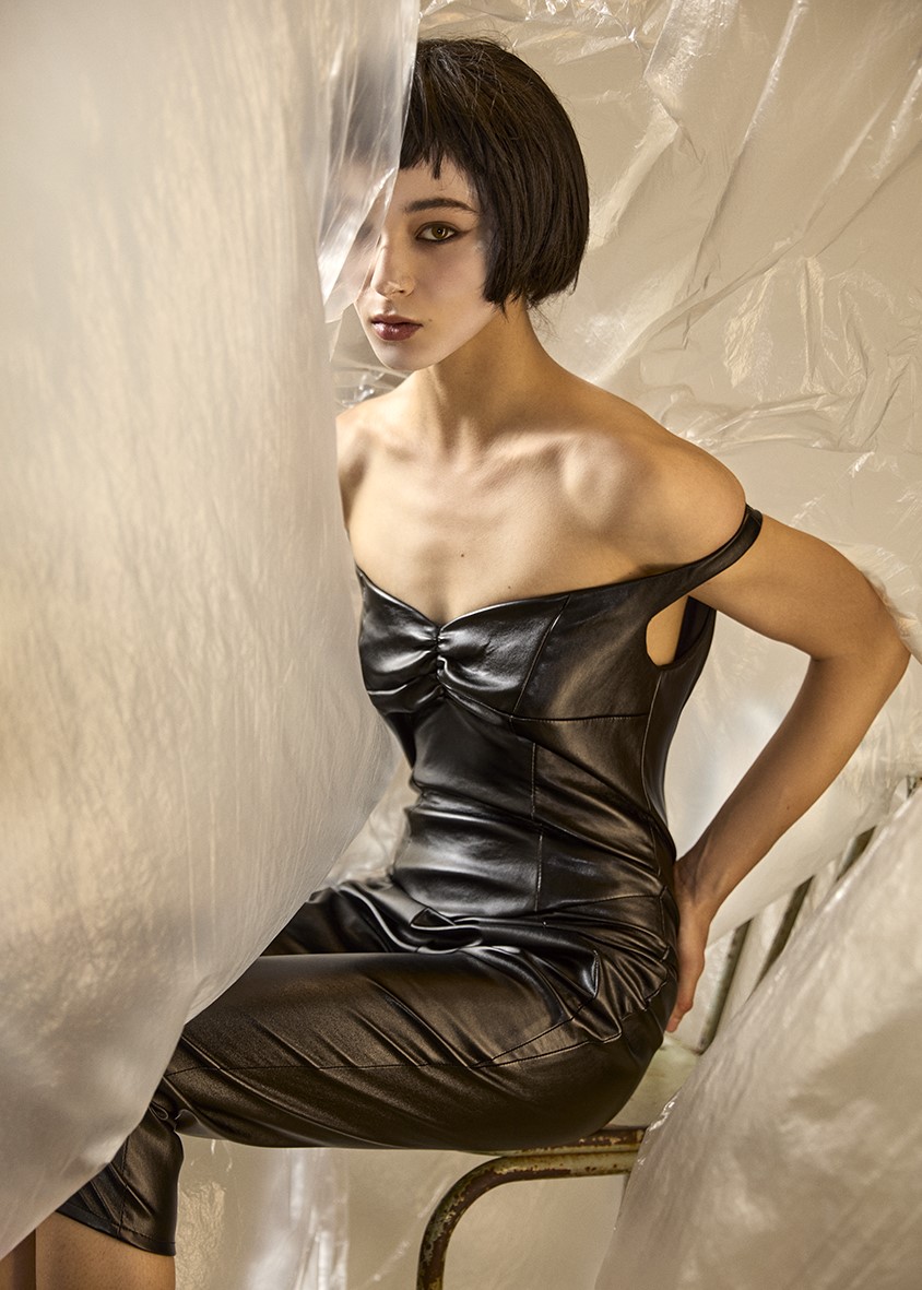 YANA KARA photo
