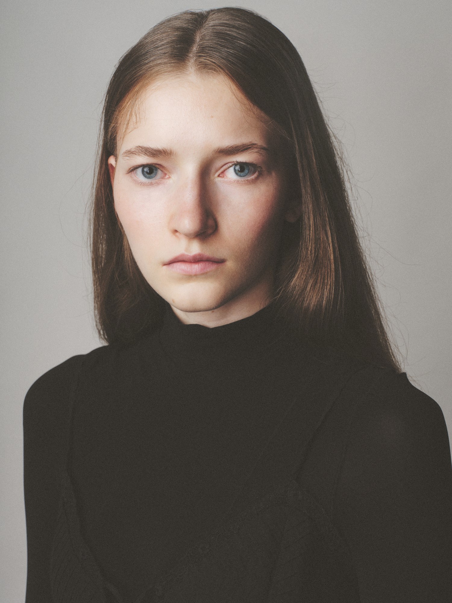 NIKOLA SWIERZEWSKA photo