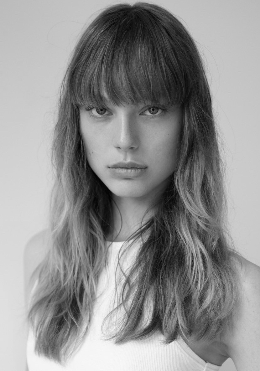 STELLA SEGERFELDT photo